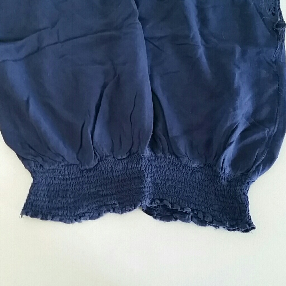 *Donating 11/2* Short Sleeve Butterfly Cutout Top - Picture 5 of 7